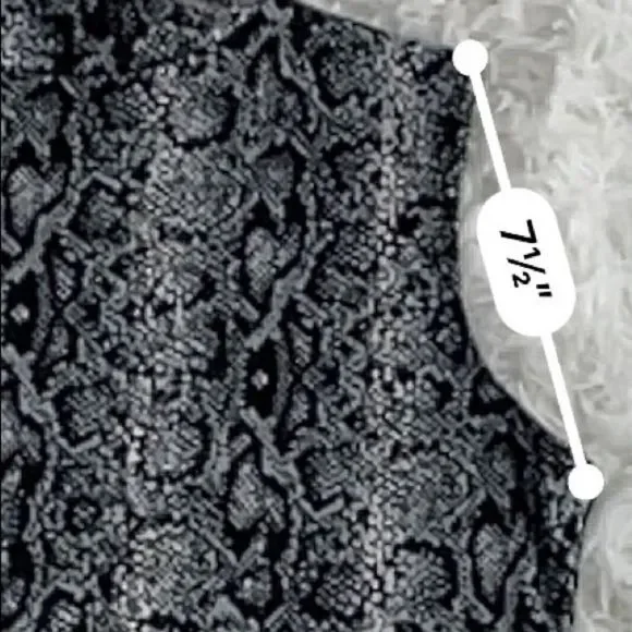 Women’s Olivia Rae Black & White Sleeveless Classy Shirt (M) AS13 - Picture 9 of 9